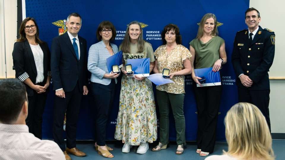 Ottawa Paramedic Service recognizes OCSB Heroes